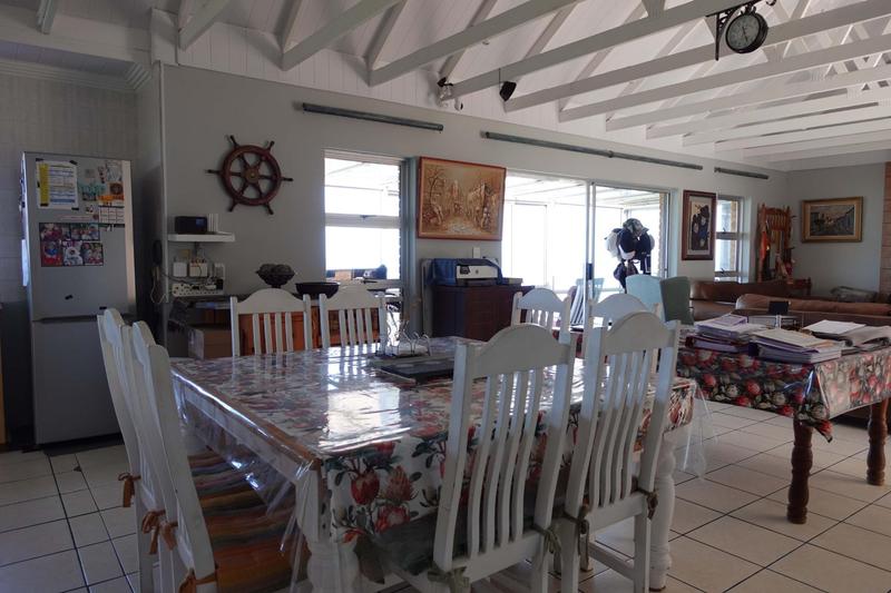 6 Bedroom Property for Sale in Outeniqua Strand Western Cape